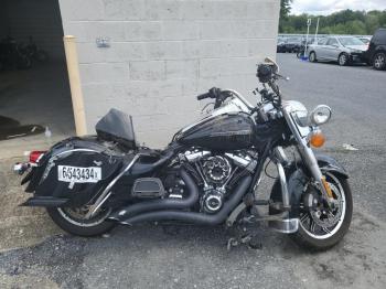  Salvage Harley-Davidson Fl