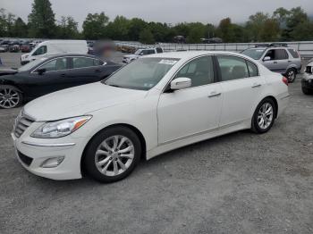  Salvage Hyundai Genesis