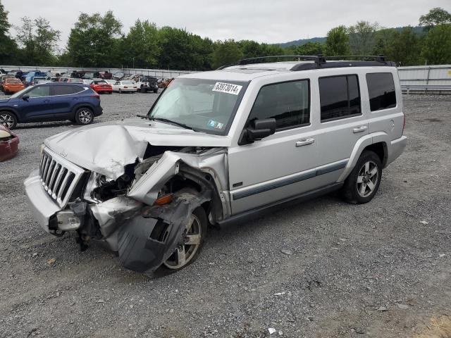  Salvage Jeep Commander