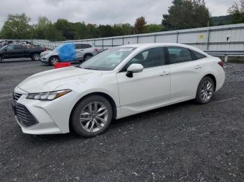  Salvage Toyota Avalon