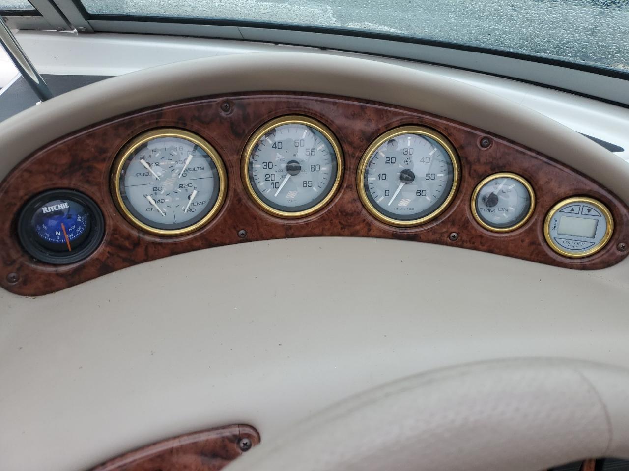 Four Winns Horizon Image 5