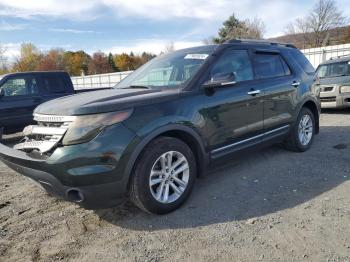  Salvage Ford Explorer