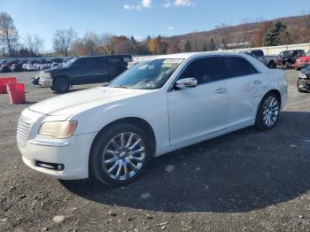  Salvage Chrysler 300