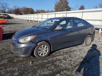  Salvage Hyundai ACCENT