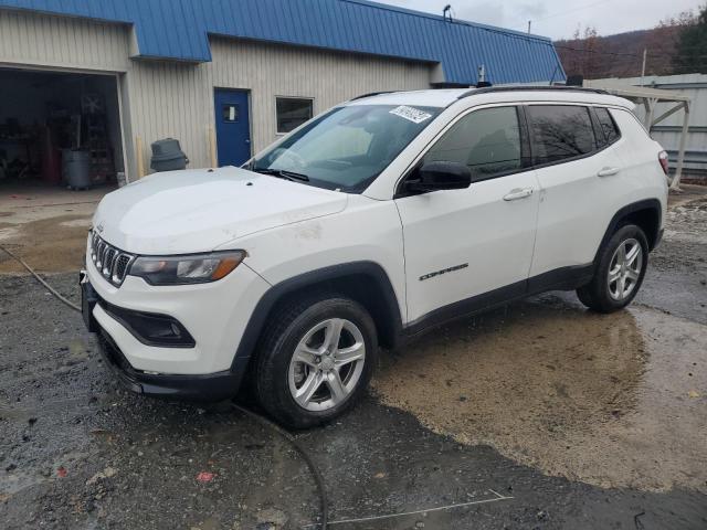  Salvage Jeep Compass