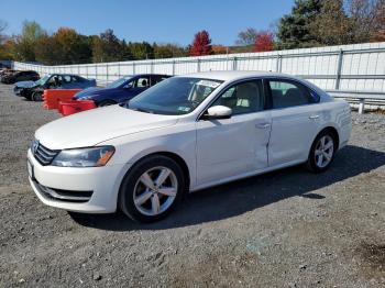  Salvage Volkswagen Passat