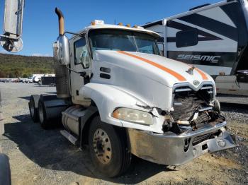  Salvage Mack 600 Cxu600