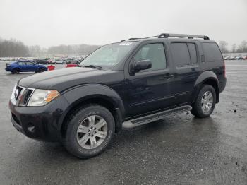  Salvage Nissan Pathfinder