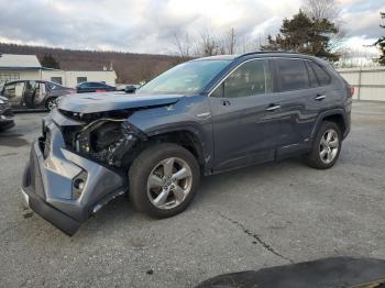  Salvage Toyota RAV4