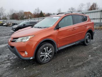  Salvage Toyota RAV4