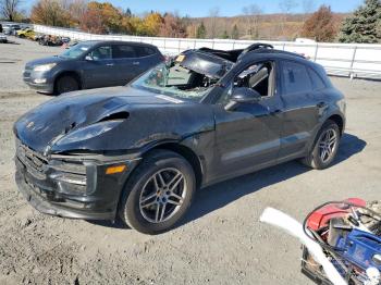  Salvage Porsche Macan