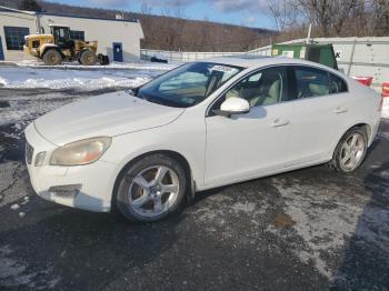  Salvage Volvo S60