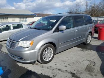  Salvage Chrysler Minivan