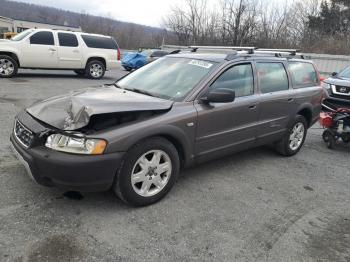  Salvage Volvo XC70