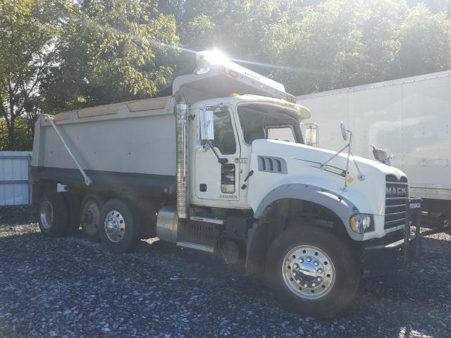  Salvage Mack 700 Gu700