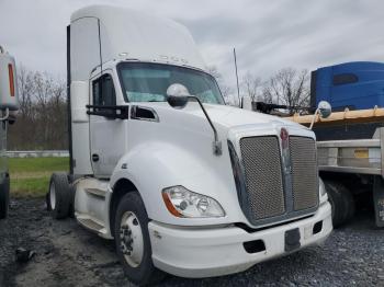  Salvage Kenworth T680