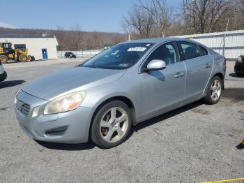  Salvage Volvo S60