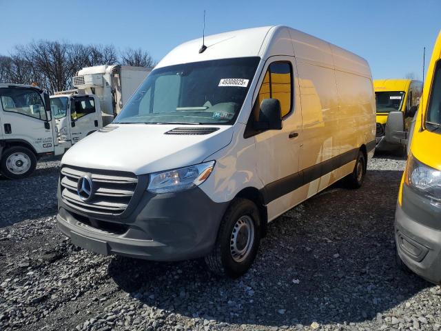  Salvage Mercedes-Benz Sprinter