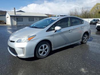  Salvage Toyota Prius
