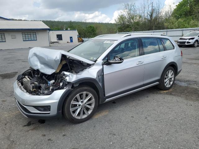  Salvage Volkswagen Golf