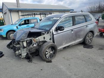  Salvage Mitsubishi Outlander