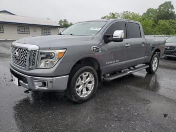 Salvage Nissan Titan