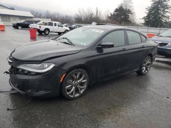  Salvage Chrysler 200