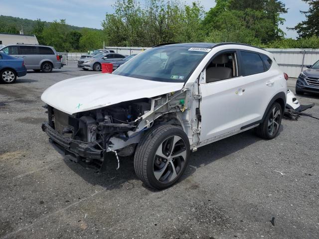  Salvage Hyundai TUCSON