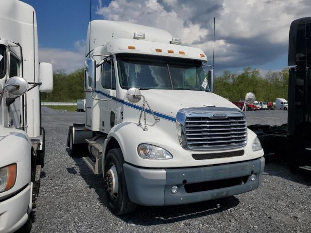  Salvage Freightliner Columbia