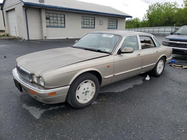  Salvage Jaguar Xj6