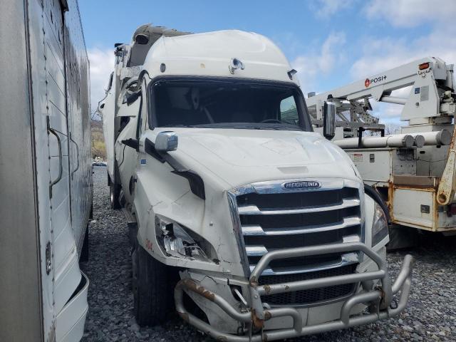  Salvage Freightliner Cascadia