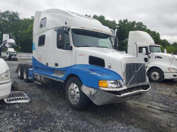  Salvage Volvo Vn
