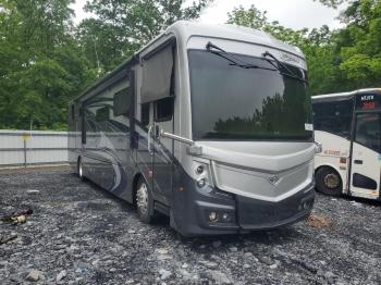  Salvage Freightliner Chassis Xc