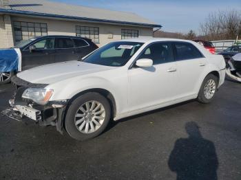  Salvage Chrysler 300