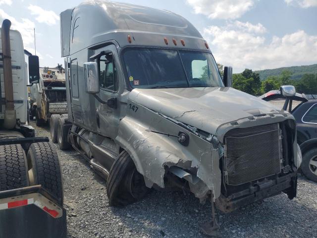  Salvage Freightliner Cascadia