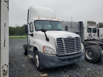  Salvage Freightliner Cascadia