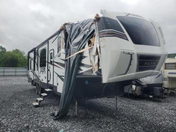  Salvage Frrv Toyhauler