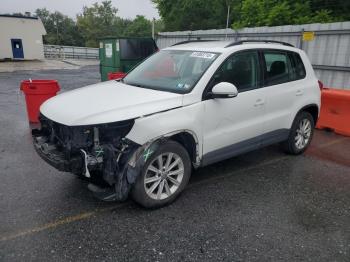  Salvage Volkswagen Tiguan