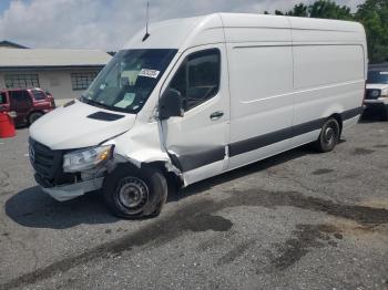  Salvage Mercedes-Benz Sprinter