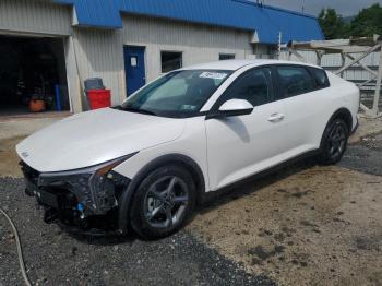  Salvage Kia K4 Lx