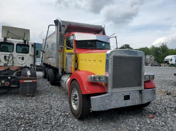  Salvage Peterbilt 379