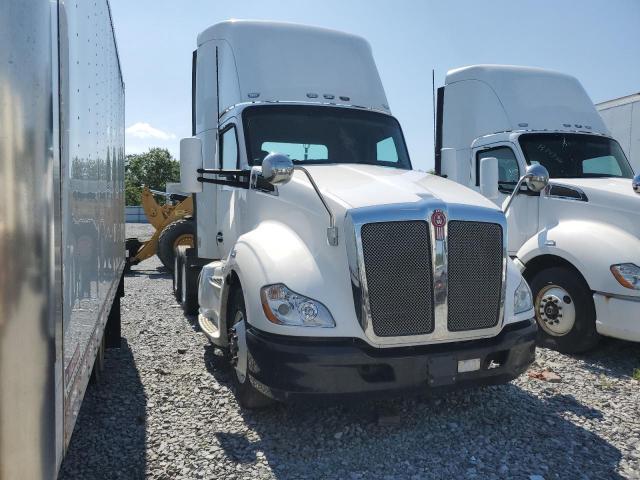  Salvage Kenworth T680