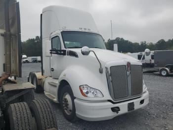  Salvage Kenworth T680