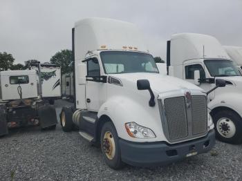  Salvage Kenworth T680