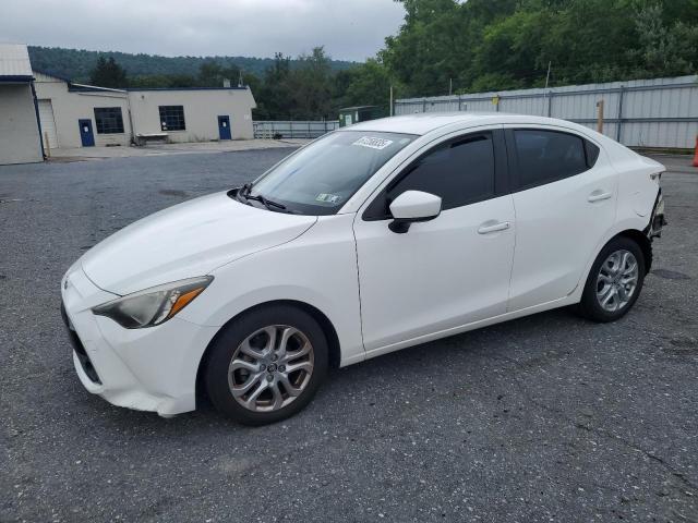  Salvage Toyota Yaris