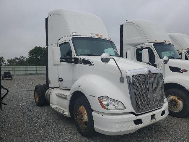  Salvage Kenworth T680