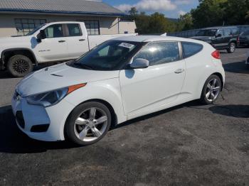  Salvage Hyundai VELOSTER