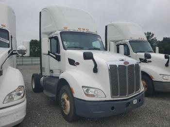  Salvage Peterbilt Tractor 579