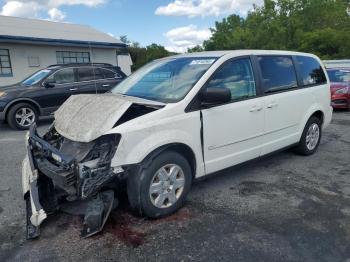  Salvage Dodge Caravan