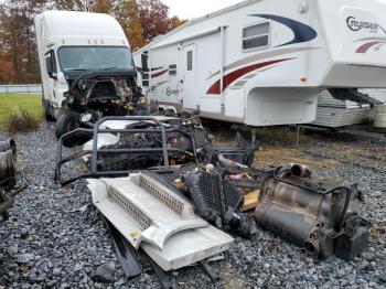  Salvage Freightliner Cascadia 1